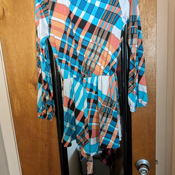 Romper - Picture 2 of 3